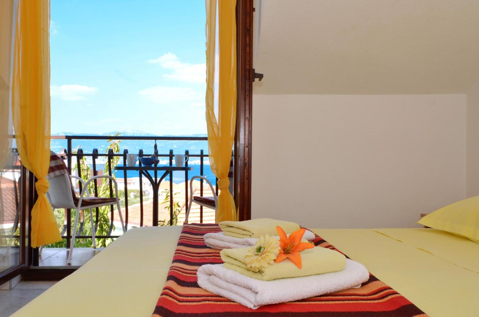Apartments By The Sea Slatine, Ciovo - 12176 Quarto foto